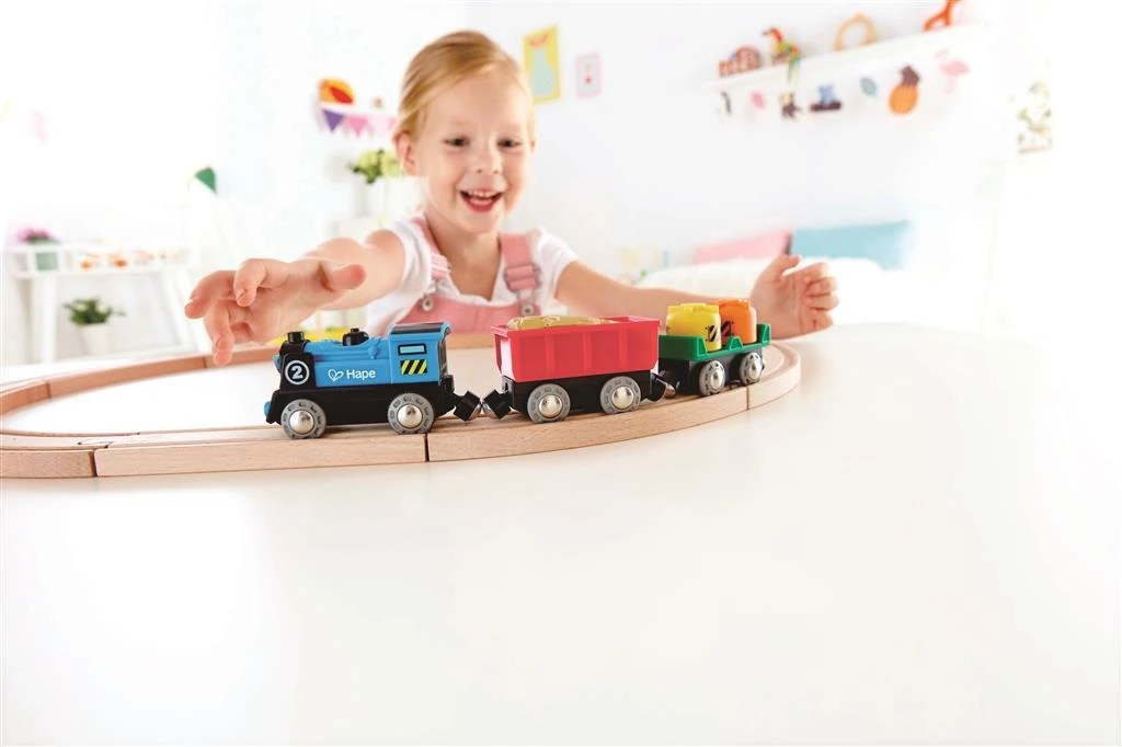 Hape Locomotief Met Wagons Batterij 4 Hape Locomotief Met Wagons Batterij - Afbeelding 2